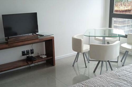 Apartamento Monomabiente Amplio Con Piscina