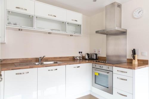 Apartamentos Flexi-lets@wallis Square, Farnborough
