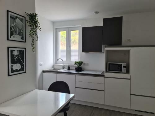 Villa Capris Apartments