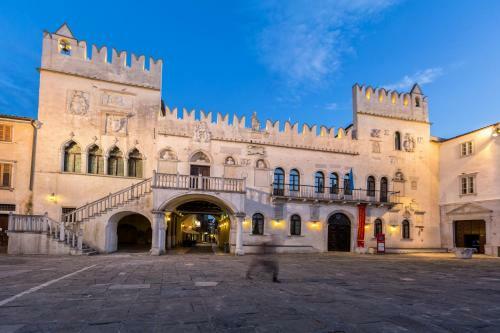 Hostal Guest House Via Flavia