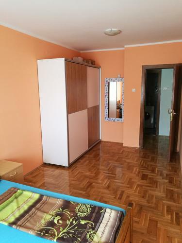 Helena Apartment