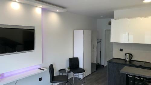 Central Apartment 2