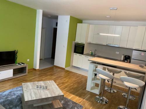 King's Park Apartment II