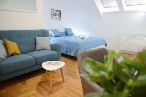 Anna Apartment
