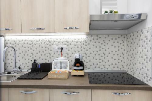 Theatre Square Apartments