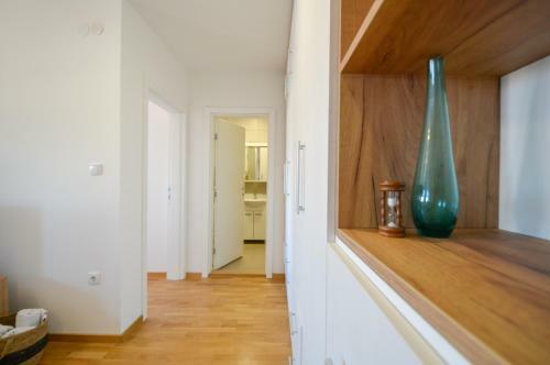 Shine24 - Spacious And Bright Apartment - New