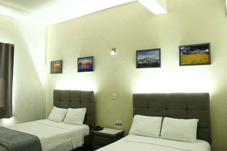 Hotel Plaza Del Arco