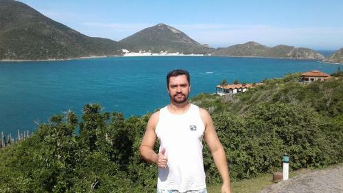 Casa Com Vistas Para A Praia Dos Anjos