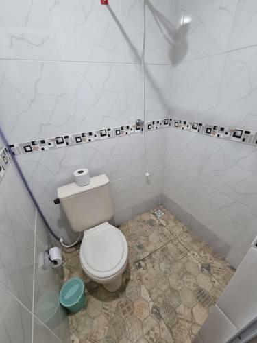 Hostal Praia Dos Anjos - Su�tes