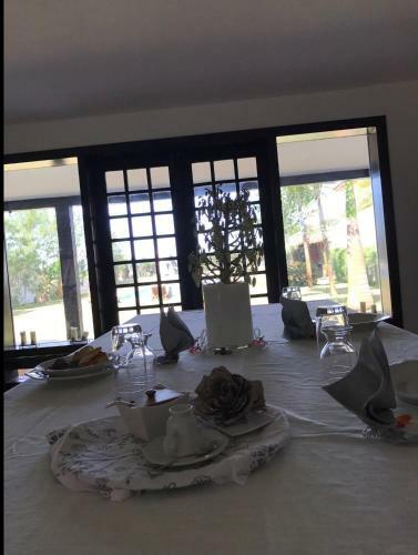 Luxury Estate Villa On The Beach