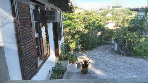 Chal� Praia Ferradura