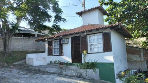 Chal� Praia Ferradura