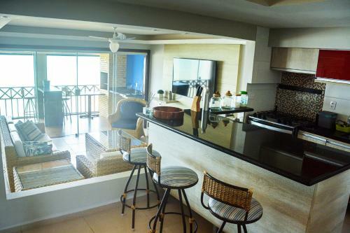 Casa P� Na Areia Com Varanda Gourmet Em B�zios Rj