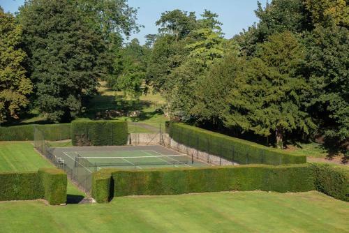 Rushton Hall Hotel And Spa