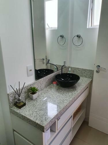 Lindo Apartamento Em Balne�rio Cambori�