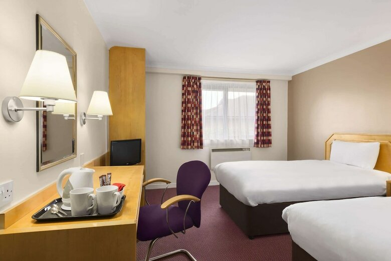 Hotel Days Inn Hamilton