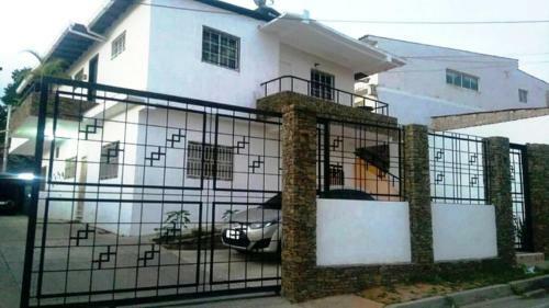 Casa Vacacional Lomas De Guayamury 10pax