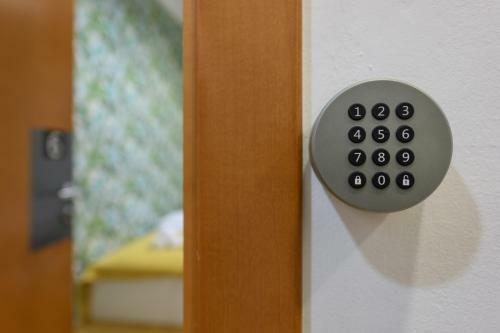 Albergue Royal Rooms***