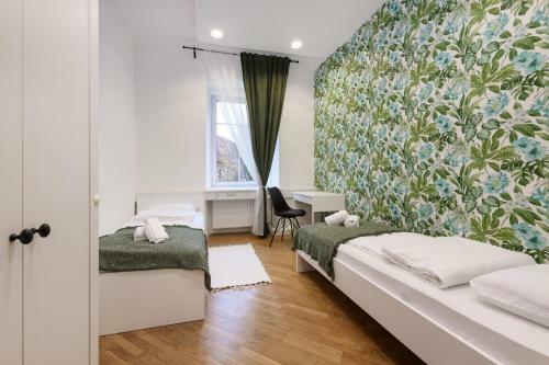 Albergue Royal Rooms***