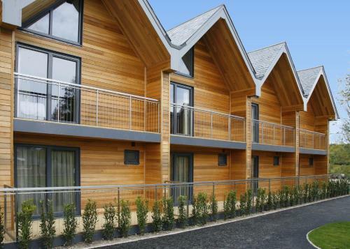 Lodge Northbrook Park Mews