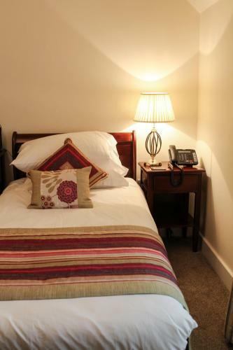 Hostal The Bishops Table Hotel