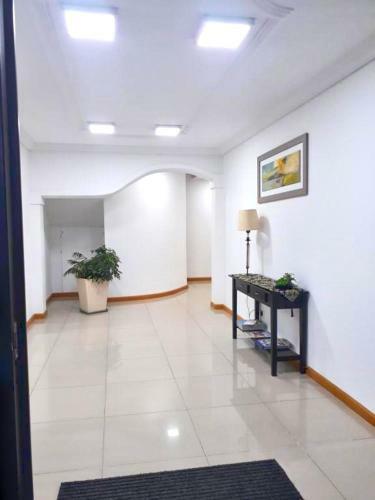Apartamento C�lido Y Luminoso Departamento