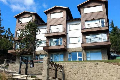 Apartamento Duplex 2 Dorm Vista Al Lago: Lo De Gra Y Cachito
