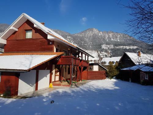 Zaj?ek Apartma With Sauna