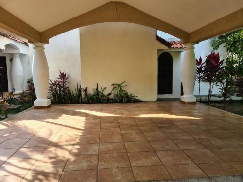 Casa Del Arte, A Luxury Beachfront Villa With Private Pool