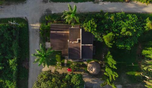 Rustic Guesthouse Near The Beach - 5 Min Drive