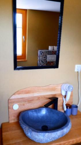 Apartamento Hi?a Iz Volne