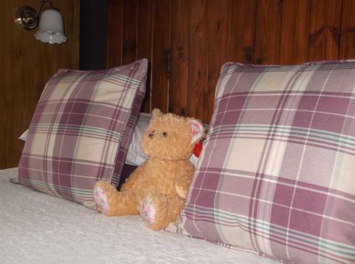 Bed & Breakfast Foyers Roost