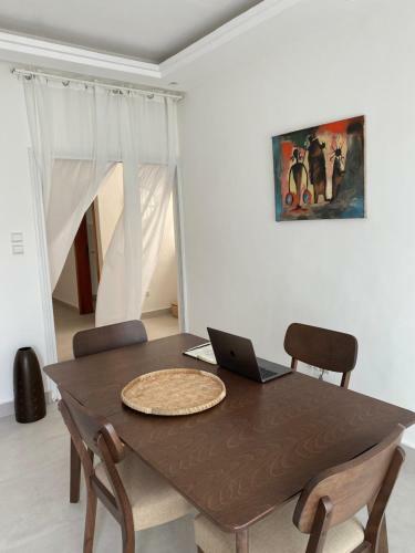 Lovely 3 Bedroom Apartment With Free Wifi