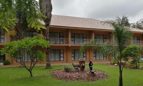 Cumberland Hotel