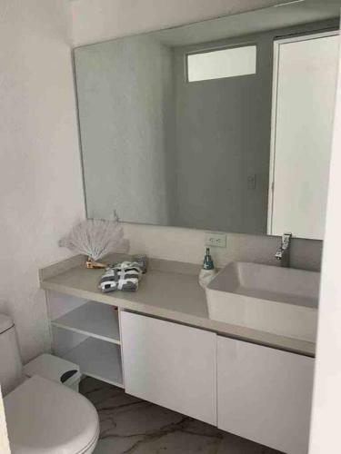 Apartamento Duplex Nuevo Con Vista Al Mar Y Piscina