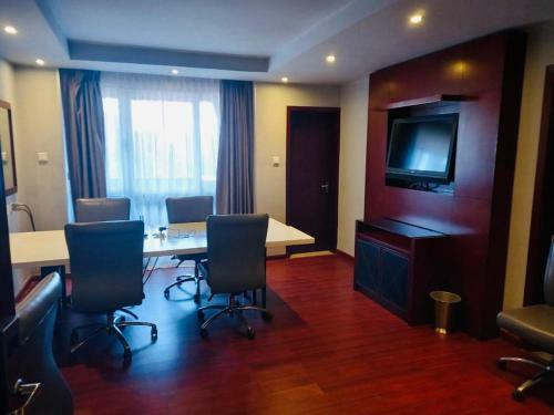 Hotel Adore Addis