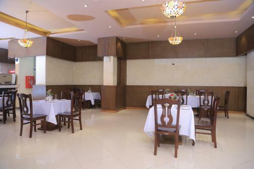 Daisy Hotel