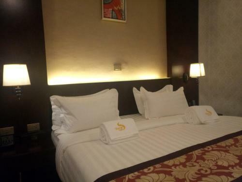 Sherar Addis Hotel