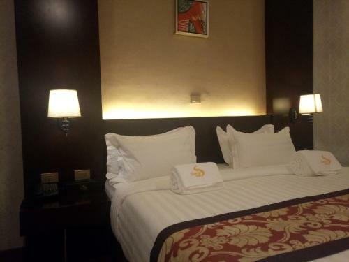 Sherar Addis Hotel