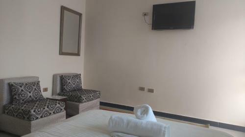 Hostal Avi Pension