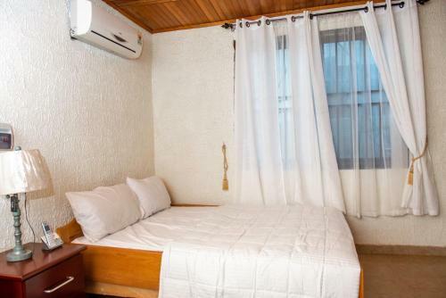 Hostal Hkm Reeds Lodge