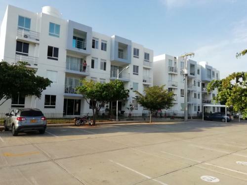 Rnt 1o8237- C�modo Apartamento Amoblado En Condominio