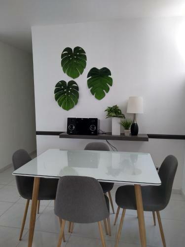 Rnt 1o8237- C�modo Apartamento Amoblado En Condominio