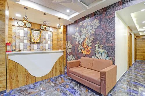 Collection O 84057 Hotel Grand