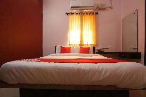 Hotel Oyo 28473 Skg Comforts