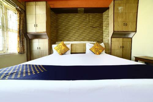 Spot On 62738 Hotel Alankar