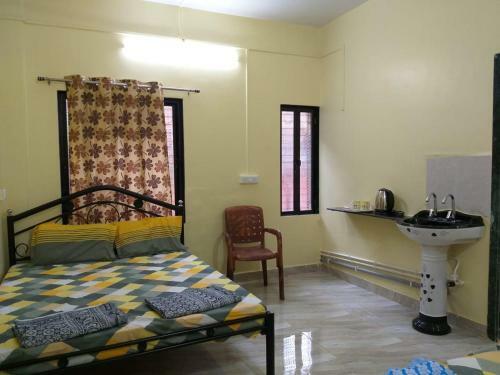 Hostal Shubham Harnai Holidays