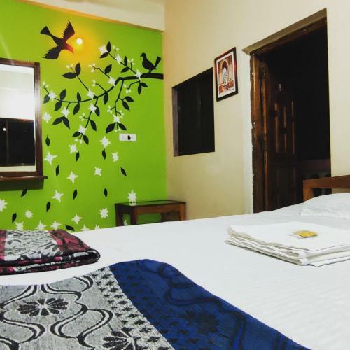 Hotel Yogiraj Beach Resort