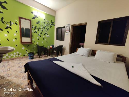 Hotel Yogiraj Beach Resort