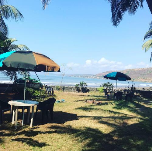 Hotel Yogiraj Beach Resort